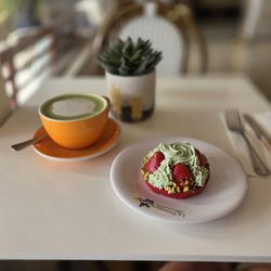 La Provence Patisserie - Yes, sometimes it is a cheat day from the start. Teehee