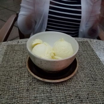 House Without A Key - Pineapple ice cream - Seafood Near Me - Honolulu, Hawaii