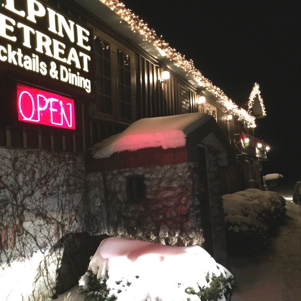 Alpine Retreat - American Near Me - Hubertus, Wisconsin