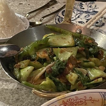 Laut - Thai Near Me - New York, New York Laut - Thai Near Me - New York, New York