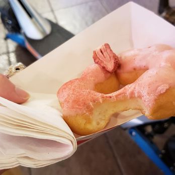 Mochinut - Bellevue - Strawberry mochinut - Donuts Near Me - Bellevue, Washington