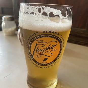 Lee's Tavern - Flagship Draft - Pizza Near Me - Staten Island, New York Lee's Tavern - Flagship Draft - Pizza Near Me - Staten Island, New York