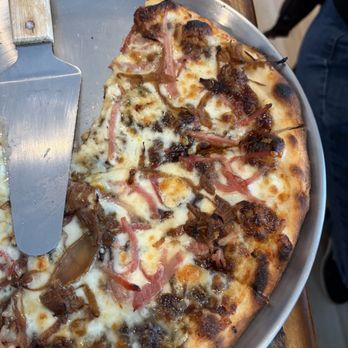 Cape Flats  - Pizza Near Me - Yarmouth Port, Massachusetts