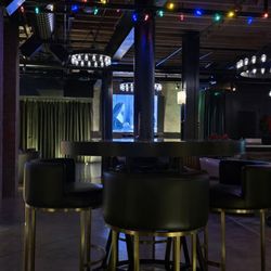 Pogo Cocktail Bar - Bar area