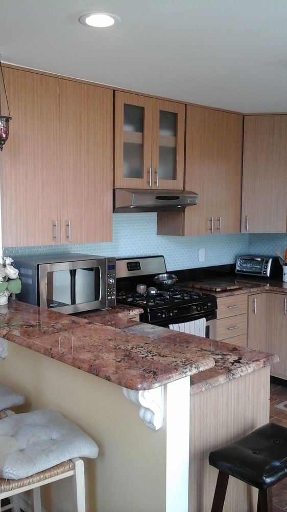 Slide of Kabinet King