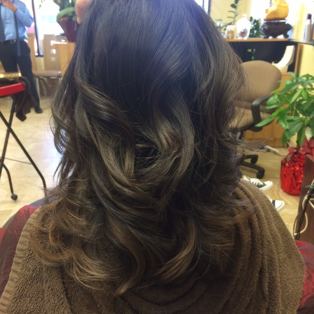 Sunshine Salon - Diane's coloring and curling magic - Hair Salons Near Me - Carson, California Sunshine Salon - Diane's coloring and curling magic - Hair Salons Near Me - Carson, California