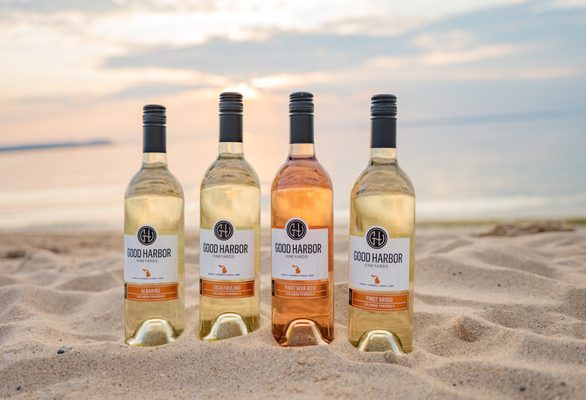 Good Harbor Vineyards by null