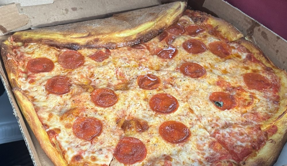 Food from Pizza 23 West