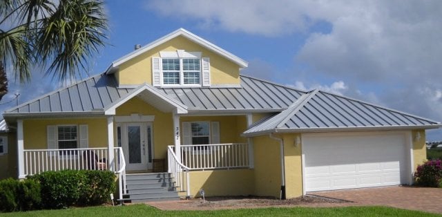 Slide of DDR Quality Roofing & Sheet Metal