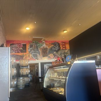 Barber Lee Spirits - Cool vibe - Whiskey Bars Near Me - Petaluma, California Barber Lee Spirits - Cool vibe - Whiskey Bars Near Me - Petaluma, California