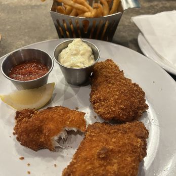 SeaQuake Brewing - So good! Fresh Fish & Chips! Highly recommend! - Pizza Near Me - Crescent City, California SeaQuake Brewing - So good! Fresh Fish & Chips! Highly recommend! - Pizza Near Me - Crescent City, California