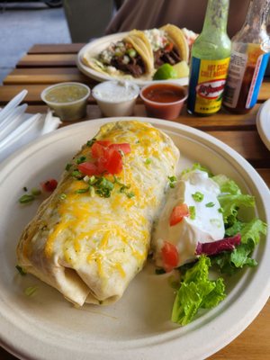 Taqueria Maria and Ricardo by null