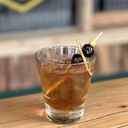 Parkside Sports Bar & Grill - Old Faithful