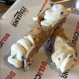 Cannoli