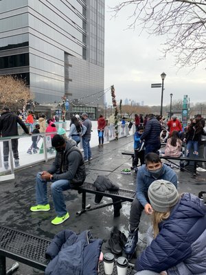 Skate The Station by null