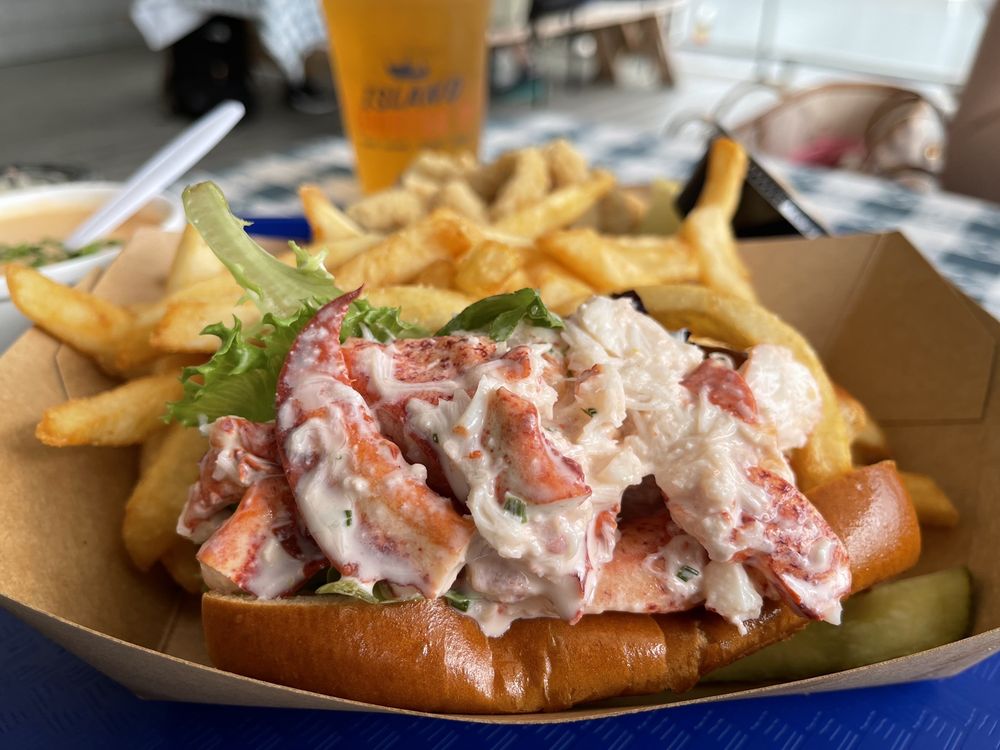 ISLAND LOBSTER COMPANY 73 Photos & 76 Reviews 20 Island Ave, Peaks Island, ME Yelp