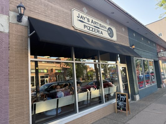 Jay's Artisan Pizzeria by null