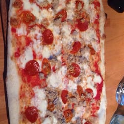 Zizzi - pulled pork and sausage pizza