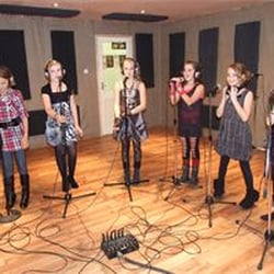 Essex Music Teacher - Pop Star Recording studio parties