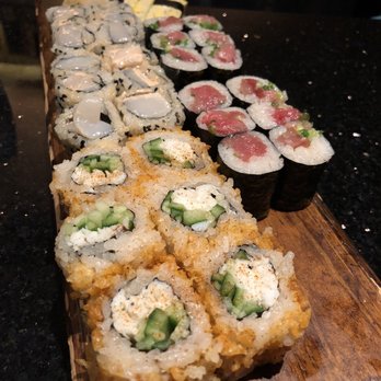 Sushi Taro - Spicy Scallop Roll, Fatty Tuna Scallion, MD Shore Roll (Blue crab, cucumber, crunch old bay) - Sushi Bars Near Me - Washington, DC, District of Columbia Sushi Taro - Spicy Scallop Roll, Fatty Tuna Scallion, MD Shore Roll (Blue crab, cucumber, crunch old bay) - Sushi Bars Near Me - Washington, DC, District of Columbia