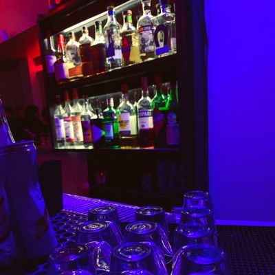 Beverly's by null