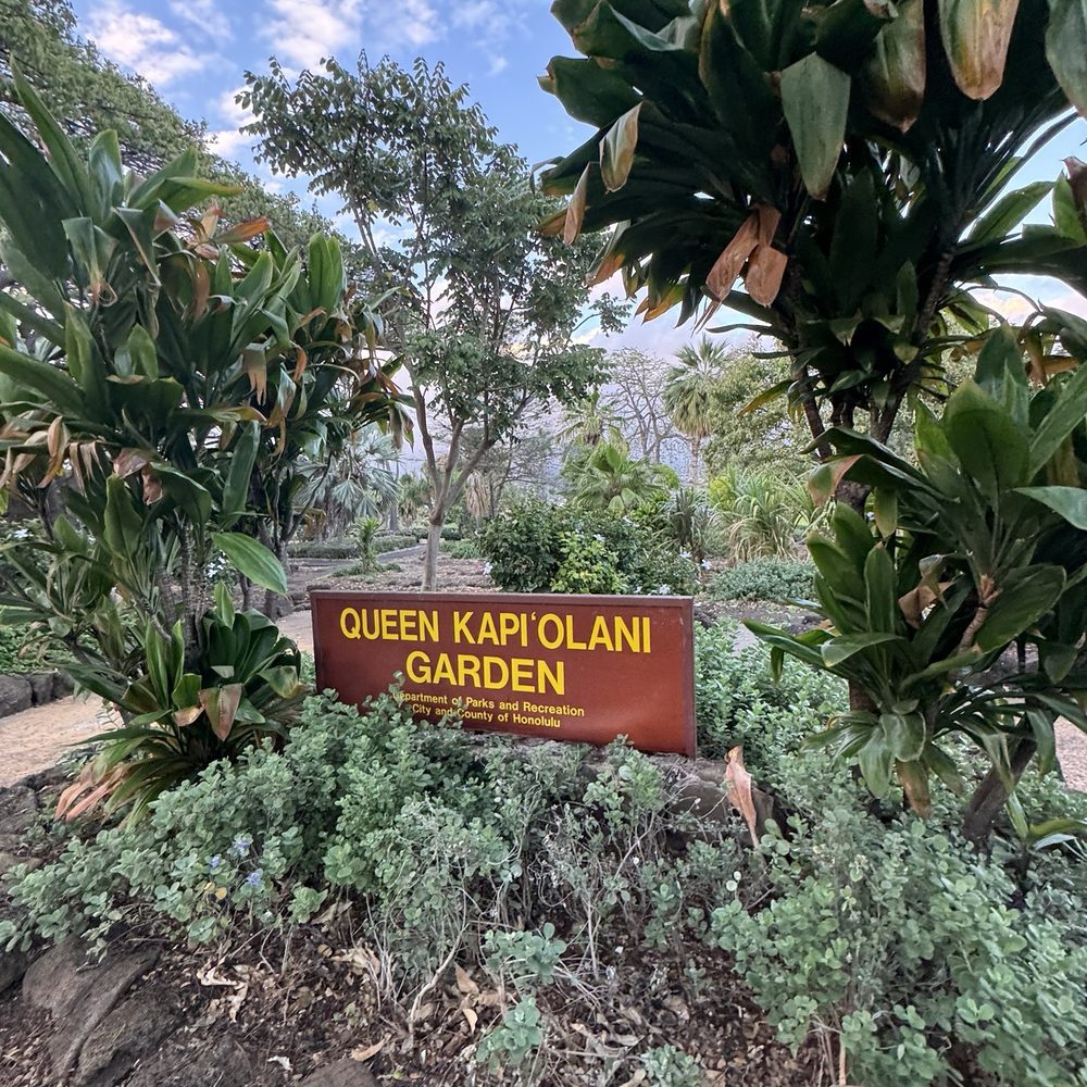 Queen Kapiolani Garden - Botanical Gardens Near Me - Honolulu, Hawaii Queen Kapiolani Garden - Botanical Gardens Near Me - Honolulu, Hawaii