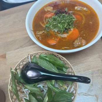 Bụi Quán - Bo Kho with bread - Vietnamese Near Me - Houston, Texas Bụi Quán - Bo Kho with bread - Vietnamese Near Me - Houston, Texas