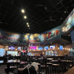Graffiti Pizza Destin - Inside of Graffiti Pizza