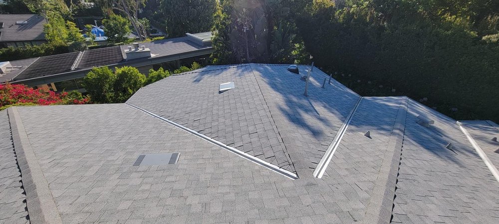 Slide of DO Roofing 770