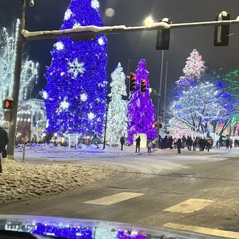 Leavenworth - Downtown. Absolutely breath taking. - Local Flavor Near Me - Leavenworth, Washington Leavenworth - Downtown. Absolutely breath taking. - Local Flavor Near Me - Leavenworth, Washington