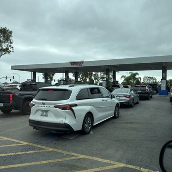 Costco Gasoline - Gas Stations Near Me - Signal Hill, California