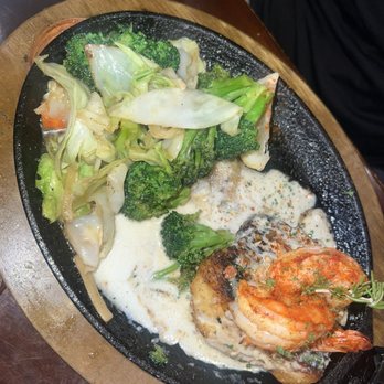 Roux Seafood Kitchen - Seafood Near Me - Huntington Beach, California Roux Seafood Kitchen - Seafood Near Me - Huntington Beach, California