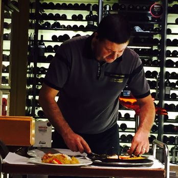 Solar dos Presuntos - Making our paella - Seafood Near Me - Lisbon, 11