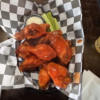 Jigsy's BrewPub & Restaurant - Buffalo Wings - Pizza Near Me - Enola, Pennsylvania Jigsy's BrewPub & Restaurant - Buffalo Wings - Pizza Near Me - Enola, Pennsylvania