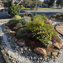 Meyers Landscaping - Creative Hugelkultures.