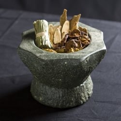 Hen Sen Herbs - Herb Grinding Bowl