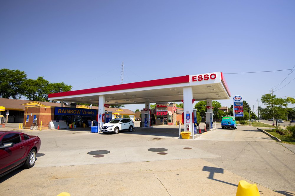 RAINBOW CAR WASH Updated August 2024 1368 Upper Gage Avenue, Hamilton, Ontario Car Wash