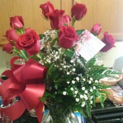 Anna's Florist & Gifts - Beautiful flowers and excellent service. Thank you Anna!