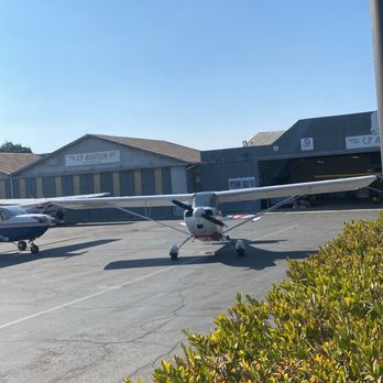 Flight 126 Cafe - Views from outside patio - Cafes Near Me - Santa Paula, California Flight 126 Cafe - Views from outside patio - Cafes Near Me - Santa Paula, California