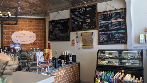 Lisa's Creperie & Cafe by null