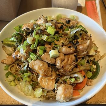 Three Flames LA - Before I added the sauce! Very Delicious - Mongolian Near Me - Los Angeles, California