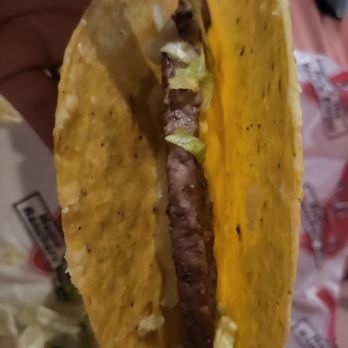 Bob's Burgers - They forgot the chili in my taco burger. - American Near Me - Albuquerque, New Mexico