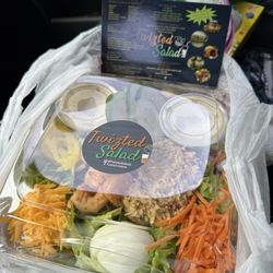 Twizted Salads - Spicy Chicken Salad/Shrimp