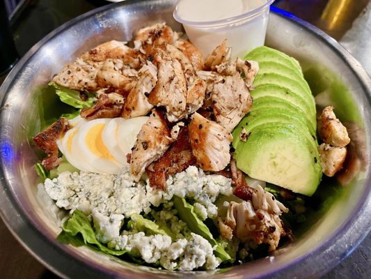 319 Broderick by null