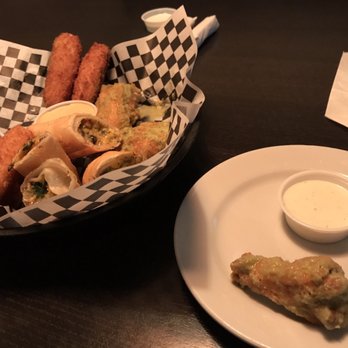 Republic - Love them appetizers.  Jalapeño-lime wings are great. - Sports Bars Near Me - Victorville, California