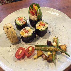 綠野林．生．活．素餐廳 - Raw sushi~