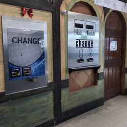 Griffin Wash House - Change/ cambio