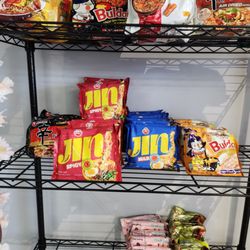 Ramen shelf