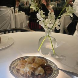 Glazed Prawns with Walnuts