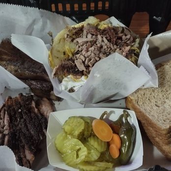 Rudy's "Country Store" and Bar-B-Q - Tray o' goodness - Barbeque Near Me - Conroe, Texas Rudy's "Country Store" and Bar-B-Q - Tray o' goodness - Barbeque Near Me - Conroe, Texas